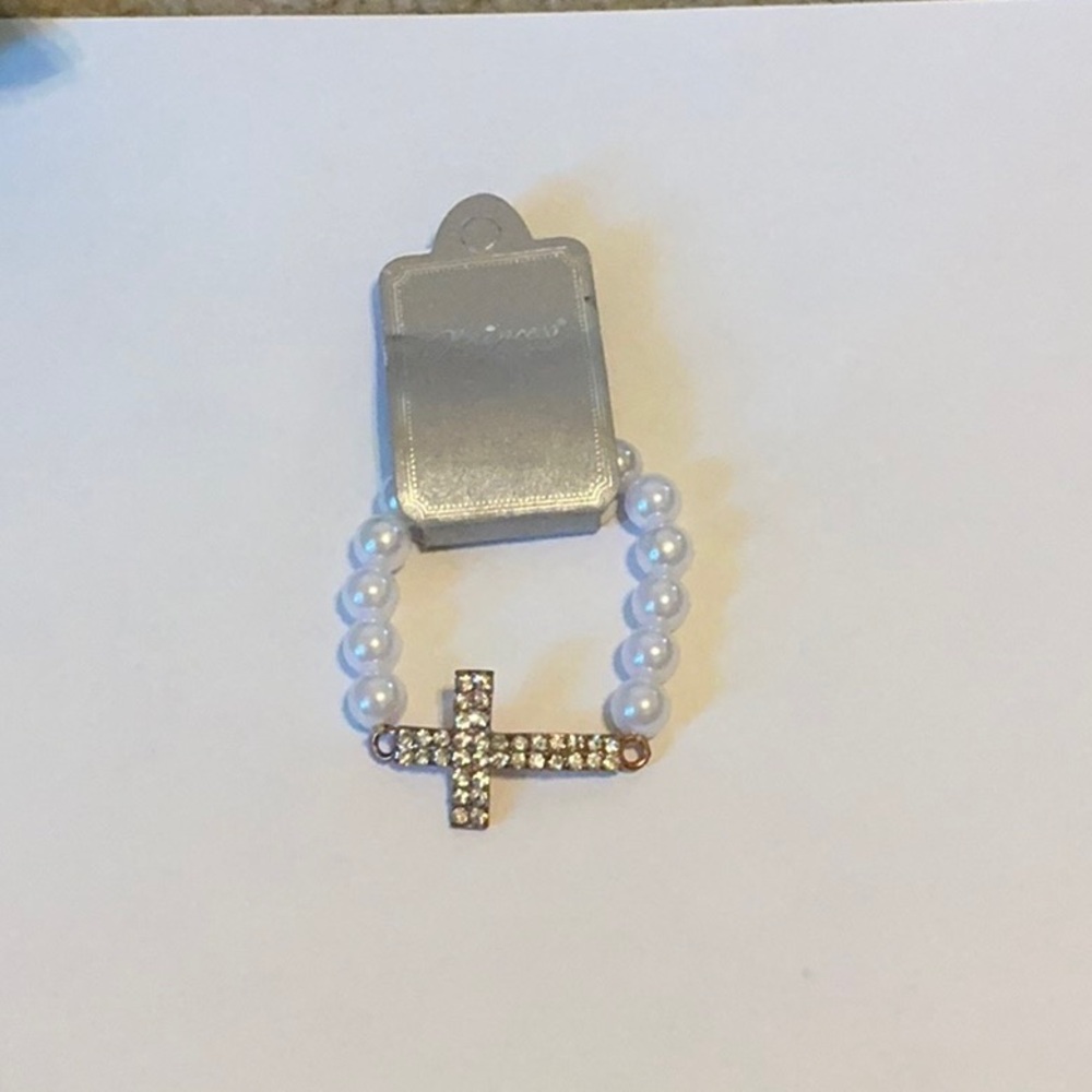 Sideways Cross Stretch Bracelet